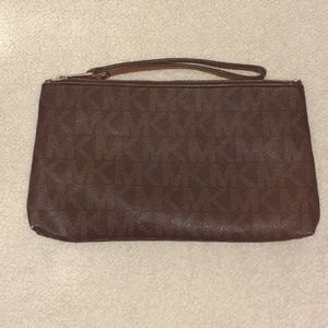 Michael Kors Medium Wristlet